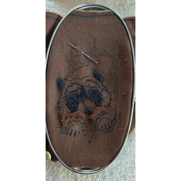 Vintage Jiffy Stitchery "Little Tree Raccoon" Needlepoint Kit - Picture 2 of 6